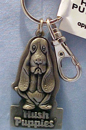 Hushpuppies Basset Hound Metal Logo Clip On Key Ring 
- made by Applause